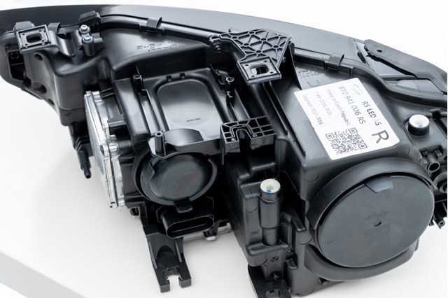 8T0941043E VAG Левая фара купить в Ужгород
