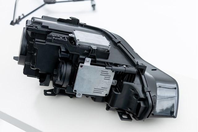 VAG 8T0941044 Правая фара в наличии Запорожье