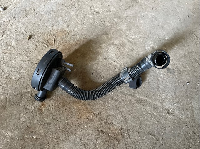 Датчик газов картера Volkswagen Golf 5
