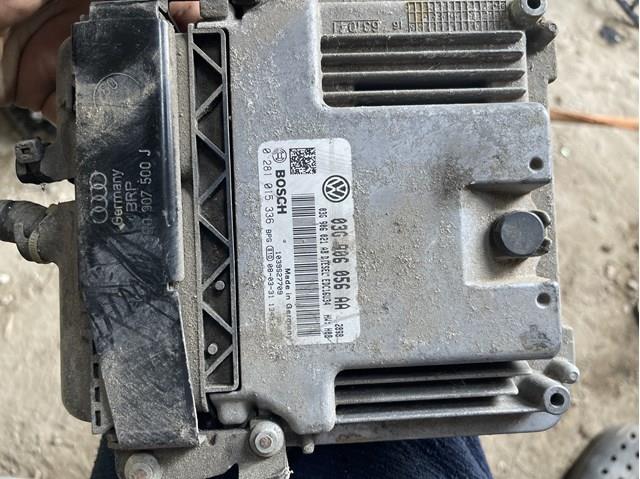Компьютер двигателя 03G906056AA VAG