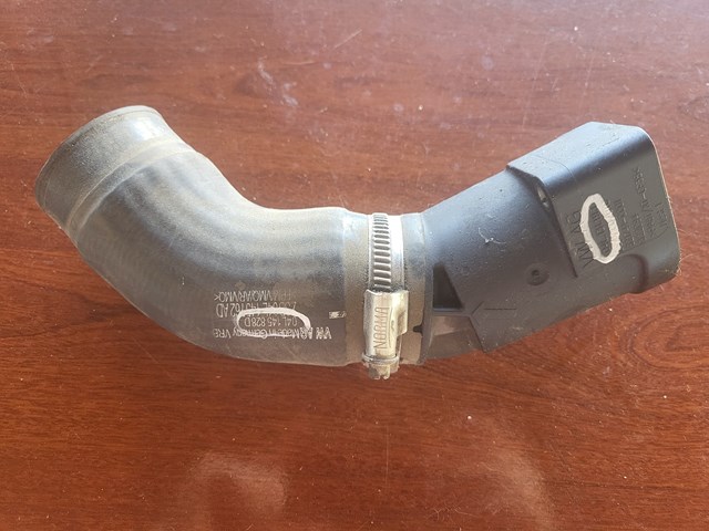 Подача масляная труба 04L131111T VAG