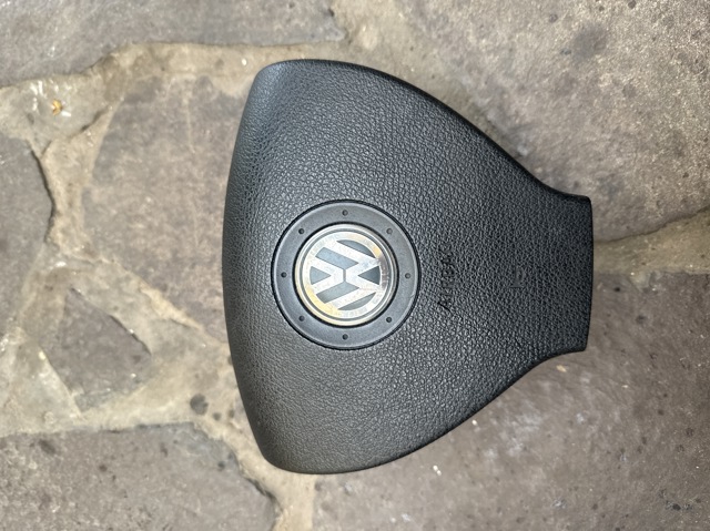 Подушка в руле 1K0880201BL1QB VAG