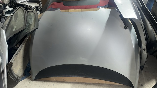 Капот двигателя Seat Leon 2