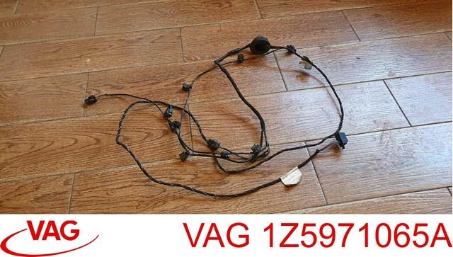 Кабель/провод парктроника бампера, заднего 1Z5971065A VAG