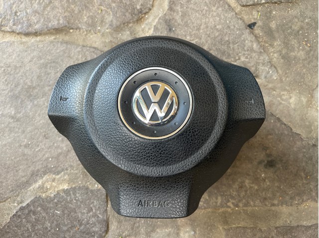 Подушка AIRBAG водительская 2K5880201B81U VAG