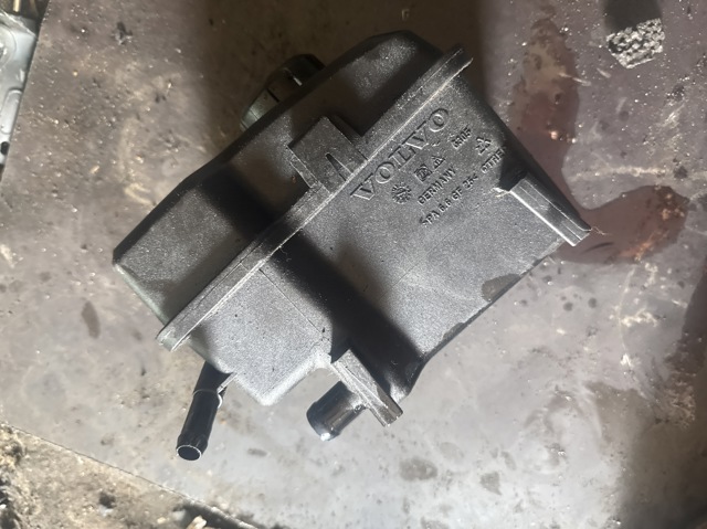 30680304 VOLVO Бачок ГУР купить в Львов