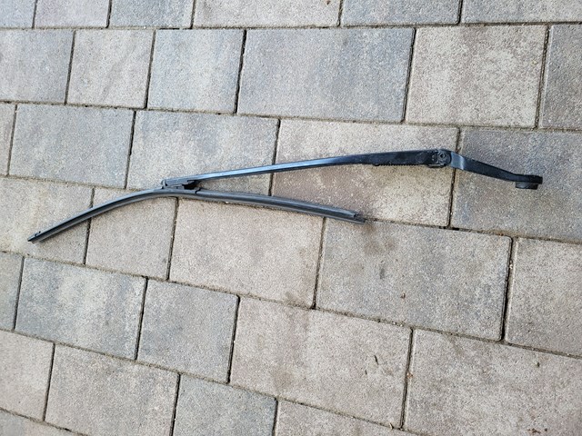 Рычаг дворника 4L1955407A VAG