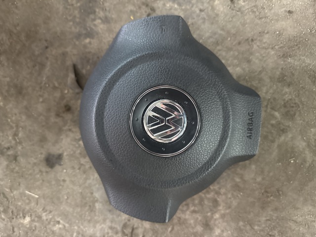 Подушка AIRBAG водительская 5K0880201Q81U VAG