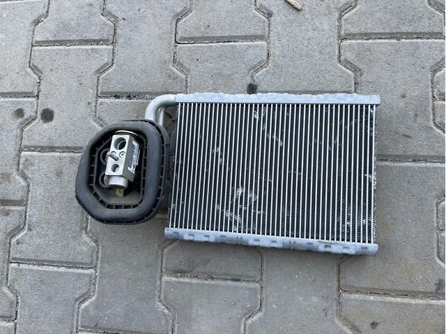 Радиатор испарителя кондиционера A2048300258 MERCEDES