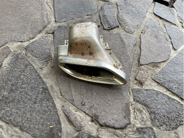 Наонечник глушителя A2054900400 MERCEDES