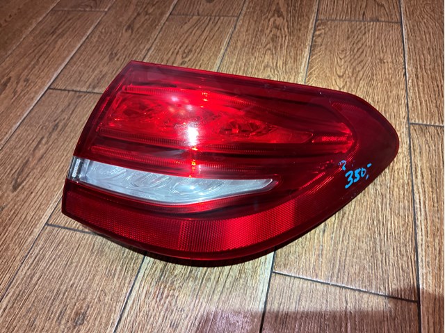 Правый стоп-сигнал A2059065200 MERCEDES