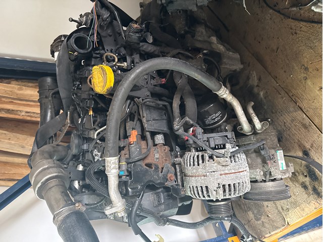 RENAULT K9K837 Двигатель в сборе в наличии Харьков