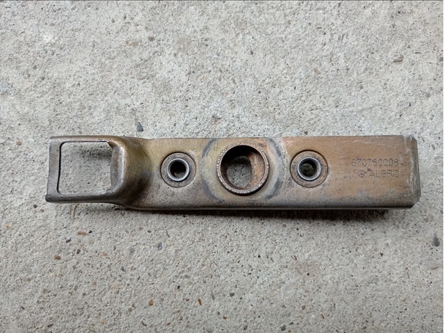 Замок крышки капота 6707500084 MERCEDES