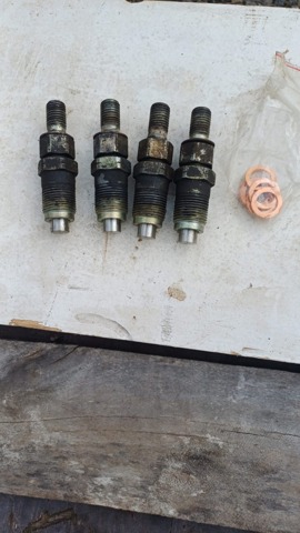 Форсунка дизельная в сборе 1660063G20 NISSAN