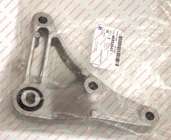 Крепление подушки коробки передач 96852643 GM