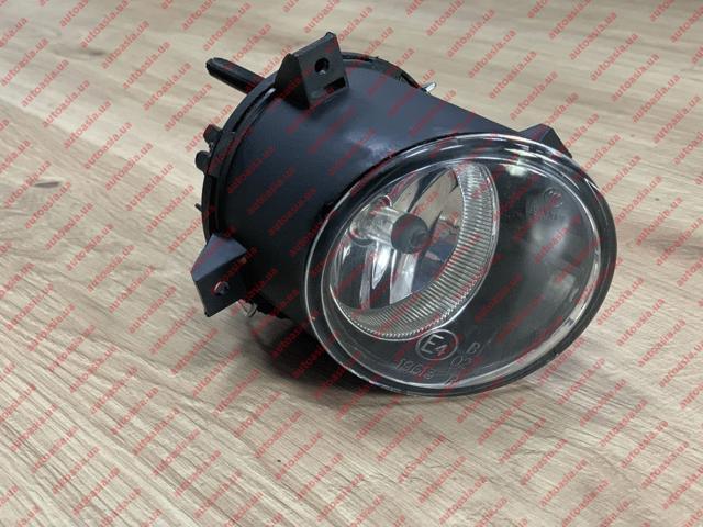 Правая противотуманная фара M113732020 MARKET (OEM)