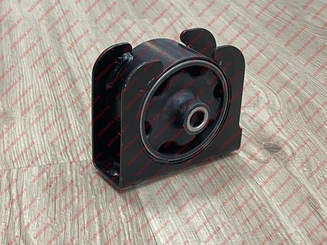 Подушка двигателя передняя T111001510 MARKET (OEM)