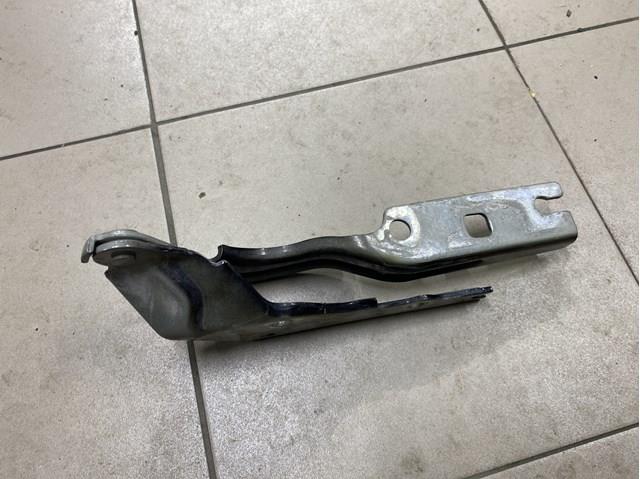 Завес капота, правый 561823302C VAG
