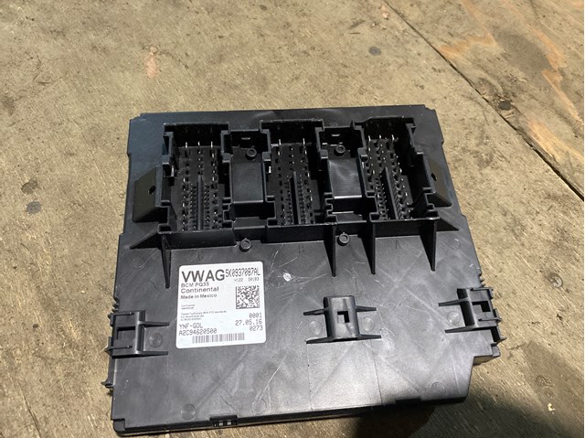 Блок комфорта 5K0937087AL VAG