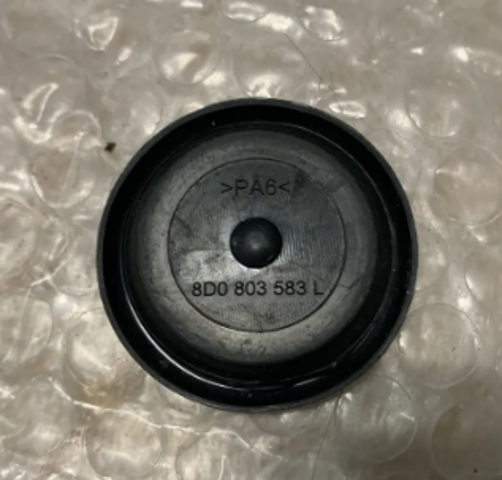 VAG 8D0803583L Заглушка днища в наличии Ужгород