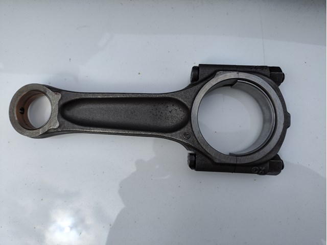 Шатун поршня двигателя 1747620 FORD