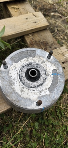Опора передней стойки 31336788776 BMW