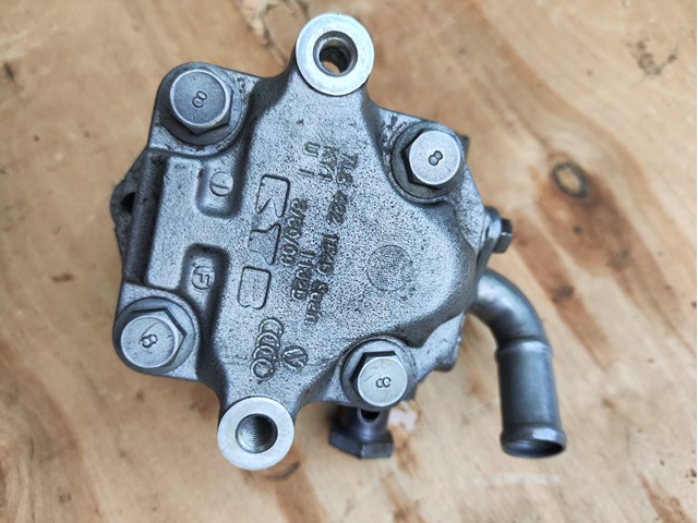 Помпа ГУР Audi Q7