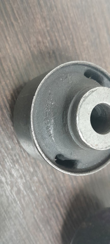4865587401 TOYOTA Сайлентблок переднего нижнего рычага купить в Запорожье