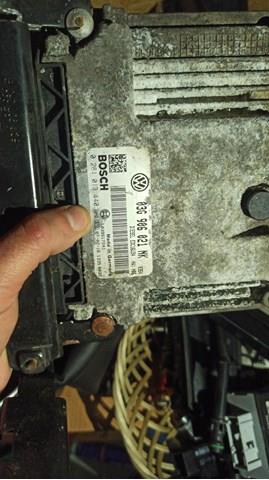 Компьютер двигателя 03G906021NK VAG