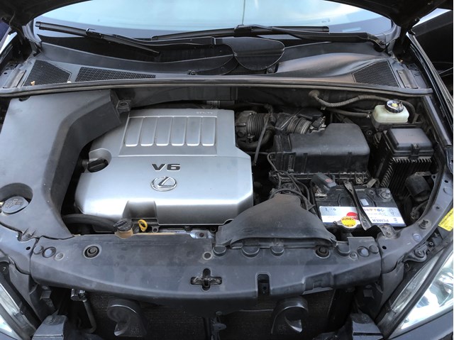 Накладка верхняя передней панели/суппорта радиатора 5329548010 TOYOTA