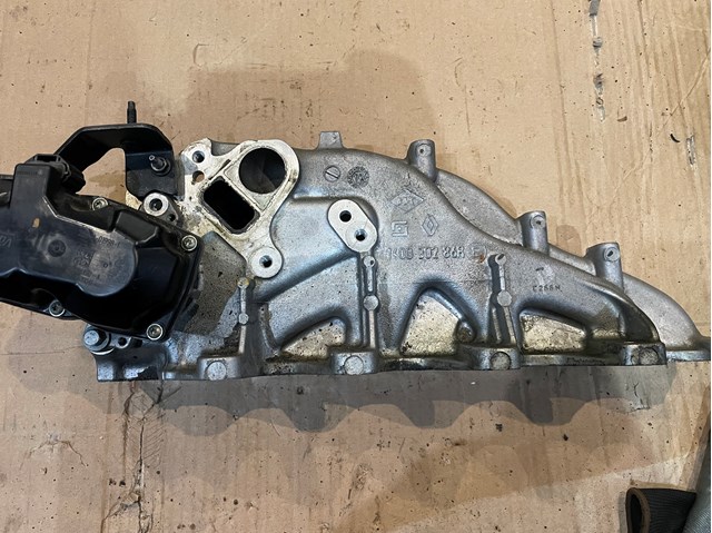 Коллектор впускной 140030286R RENAULT