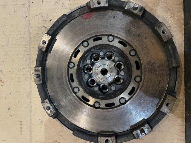 HYUNDAI 2320025210 Маховик в наличии Одесса