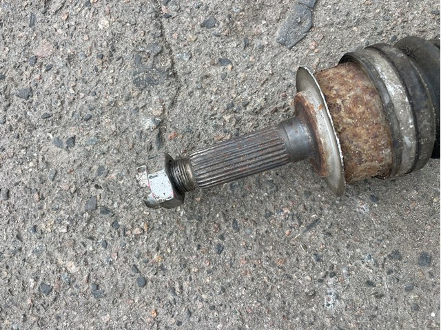 Привод задний 28421AG010 SUBARU