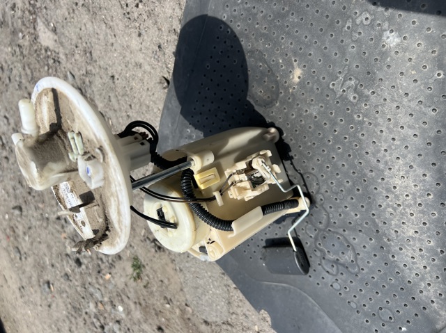 Модуль топливного насоса 311102V210 HYUNDAI
