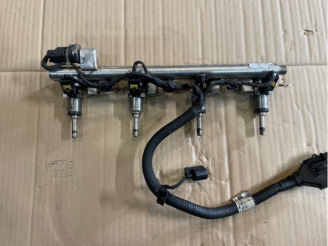 HYUNDAI 353102GGA0 Форсунка впрыска топлива в наличии Кривой Рог