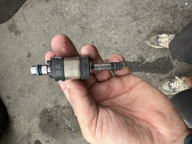 353103C550 HYUNDAI Форсунка впрыска топлива купить в Ровно