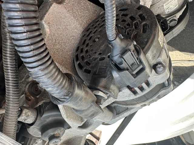 373002F550 HYUNDAI Генератор купить в Николаев