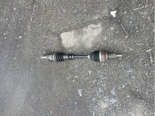 Полуось передняя левая 391014EA0A NISSAN