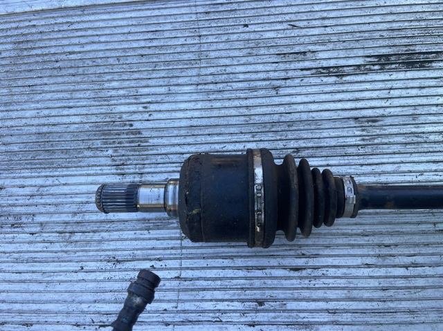 Полуось задняя, правая 496012W050 HYUNDAI