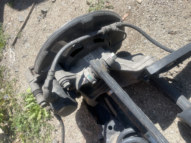 52710S1100 HYUNDAI Цапфа (поворотный кулак) задний левый купить в Днепр