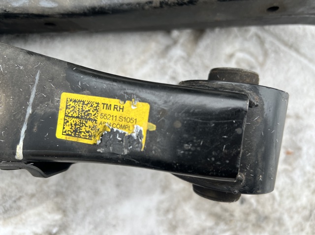 Рычаг задней подвески нижний, правый 55211S1051 HYUNDAI