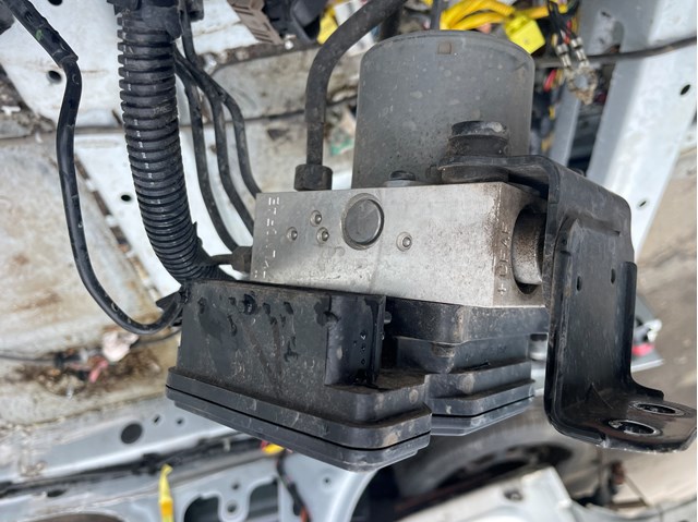 Блок управления ABS 589204Z000 HYUNDAI