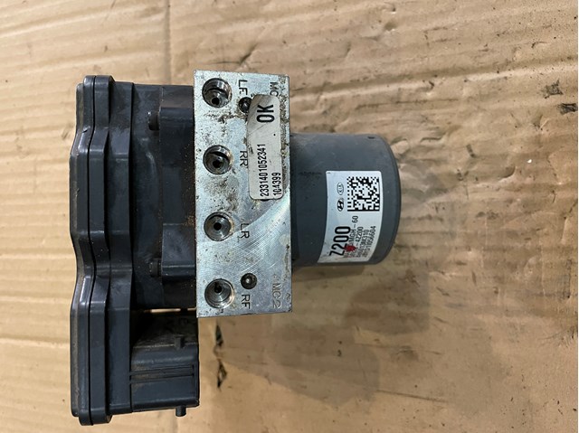 Блок ABS гидравлический 589204Z200 HYUNDAI