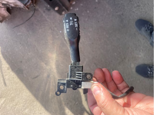 TOYOTA 846320F010 Переключатель управления круиз контролем в наличии Ровно