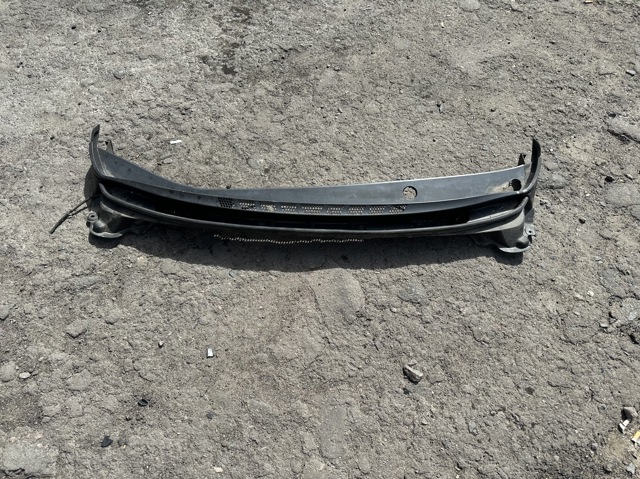 861503X500 HYUNDAI Водосток лобового стекла, жабо купить в Украина