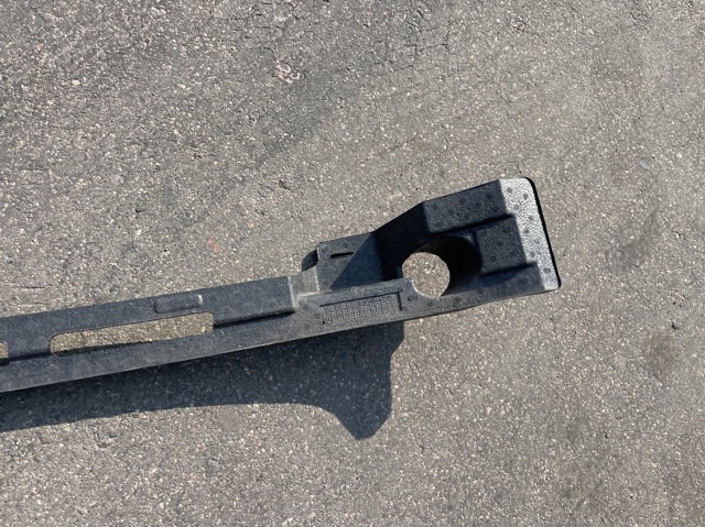 Энергопоглотитель переднего бампера 865202P510 HYUNDAI