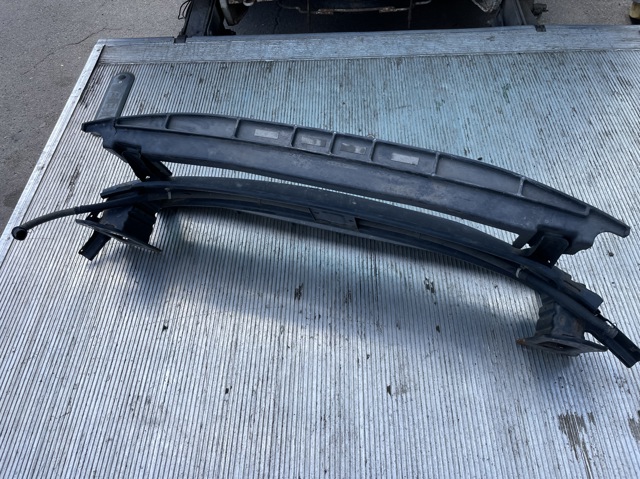 Усилитель переднего бампера  865302P600 HYUNDAI