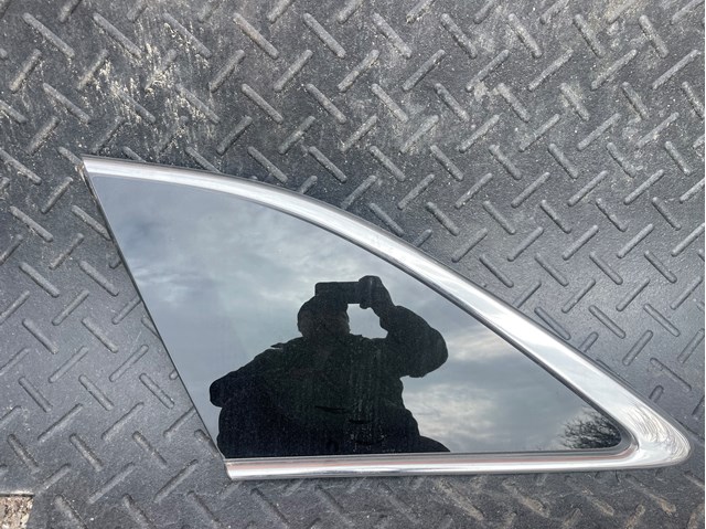 Стекло кузова/багажного отсека, левое 87810C6000 HYUNDAI