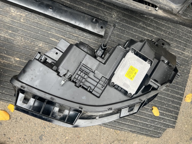 HYUNDAI 92101GI000 Левая фара в наличии Днепр
