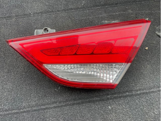 924043S300 HYUNDAI Фонарь задний правый внутренний купить в Черновцы